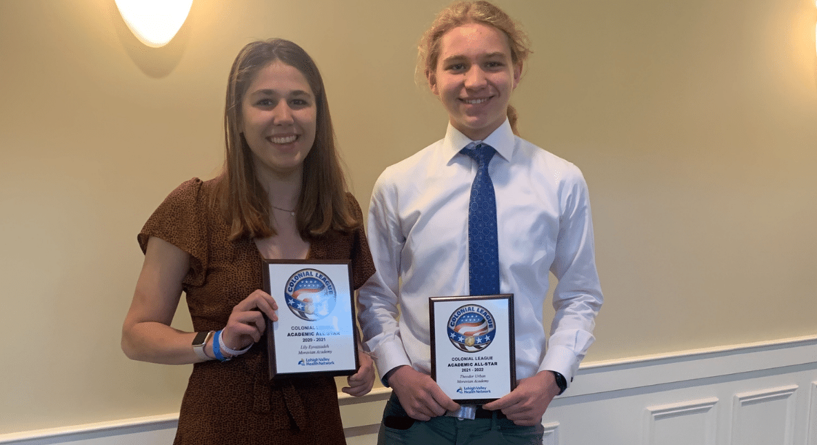 Lily Eyvazzadeh '22, Theo Urban '22 Named Colonial League Academic All